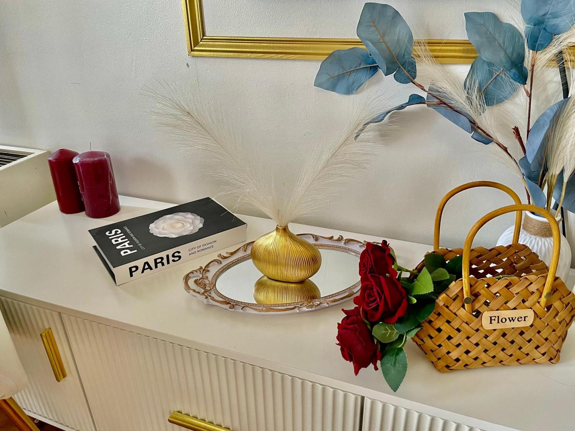 Appartement Golden Eiffel Tour ! *
